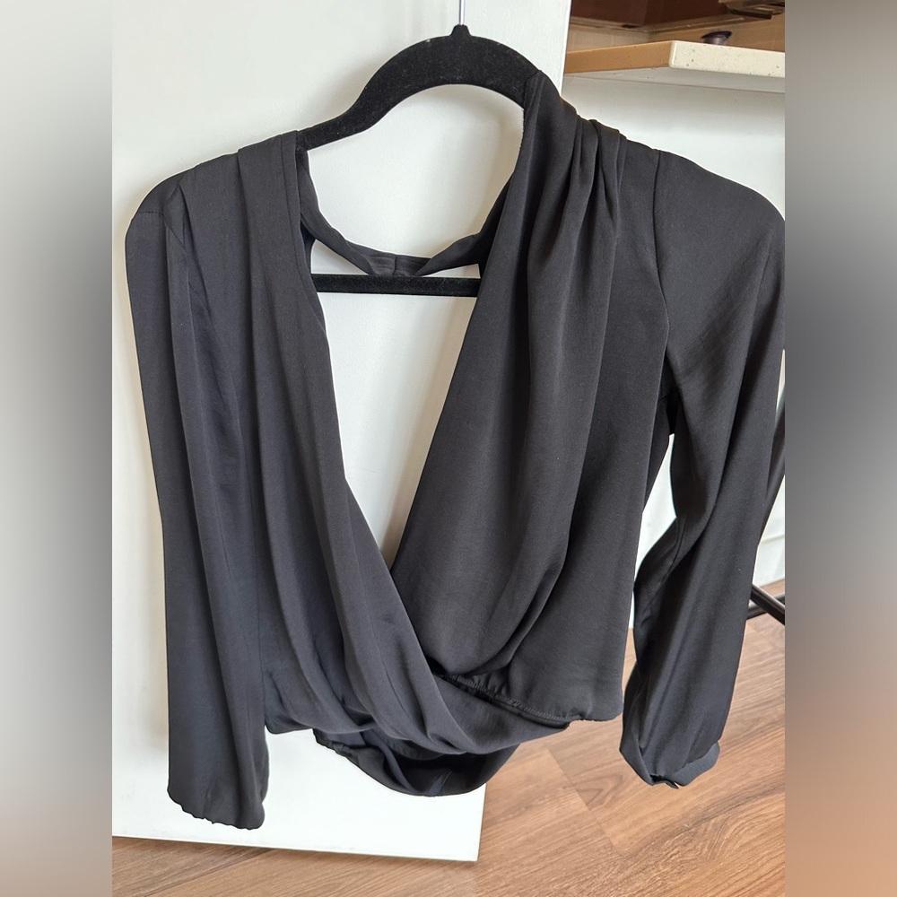 Nordstrom black open back blouse size M